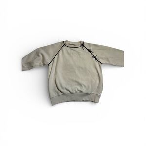 6/ $30 sale) Zara kids Tan Crewneck Sweater with bows